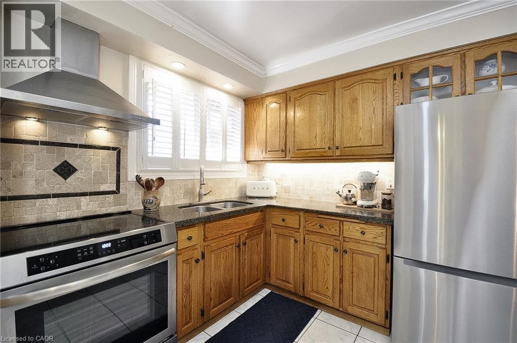 Detached for sale at 44 MERCER Road, Elgin Park, Cambridge, Ontario, photo 8