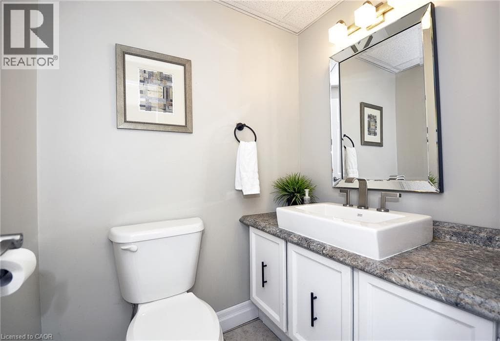 Detached for sale at 6 CRICKET HOLLOW, Forest Heights, Kitchener, Ontario, photo 10