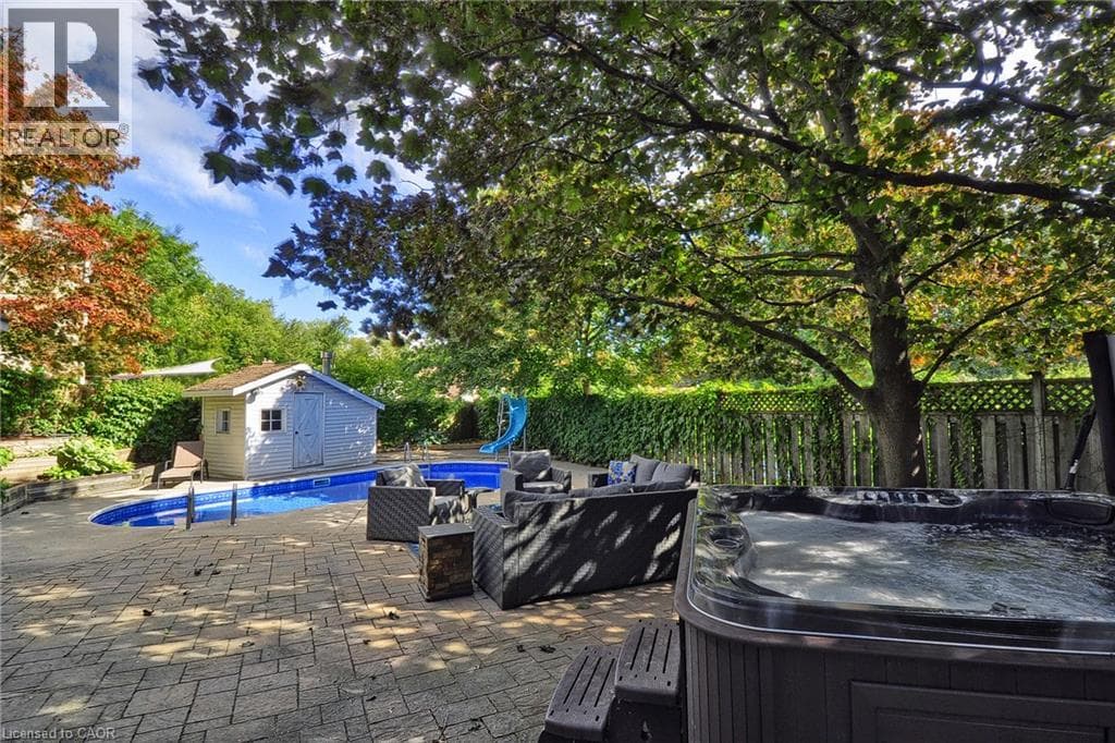 Detached for sale at 6 CRICKET HOLLOW, Forest Heights, Kitchener, Ontario, photo 35