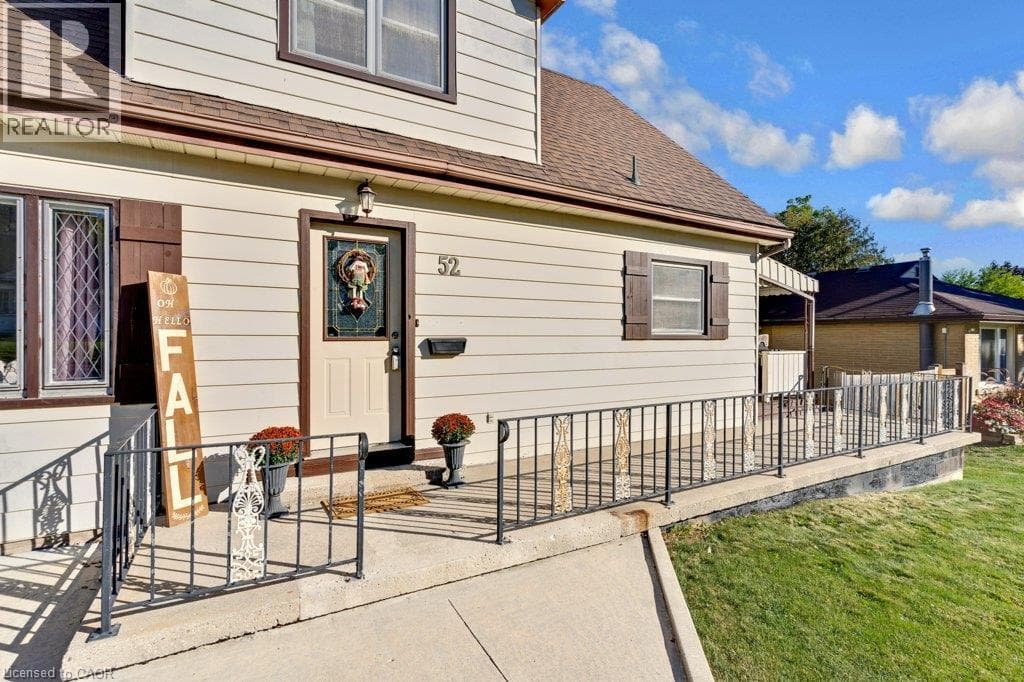 Detached for sale at 52 THIRD Avenue, St Andrews Hills, Cambridge, Ontario, photo 3