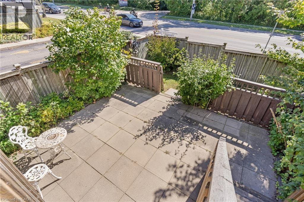 Townhouse for sale at 375 HOLIDAY INN Drive Unit# 28, Centennial, Cambridge, Ontario, photo 38