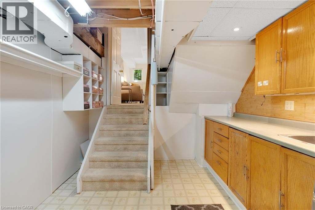 Townhouse for sale at 375 HOLIDAY INN Drive Unit# 28, Centennial, Cambridge, Ontario, photo 33