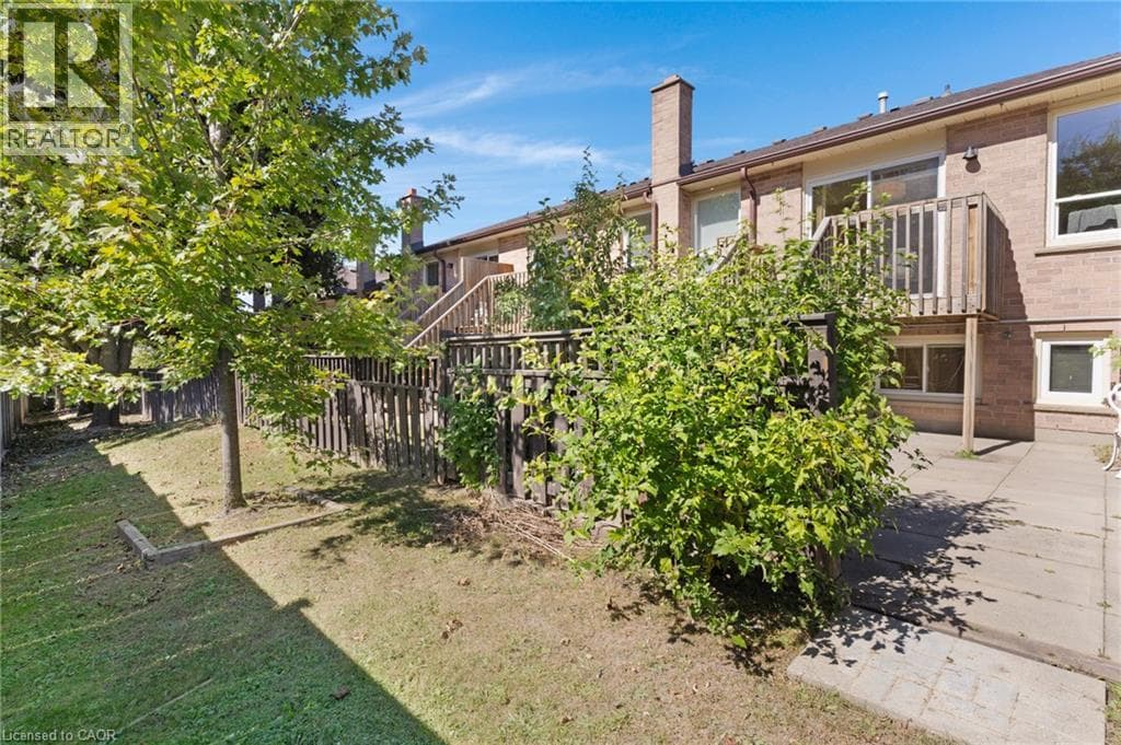 Townhouse for sale at 375 HOLIDAY INN Drive Unit# 28, Centennial, Cambridge, Ontario, photo 41