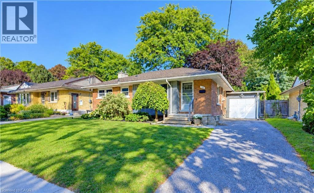 Detached for sale at 122 BRANDON Avenue, Westmount, Kitchener, Ontario, photo 2