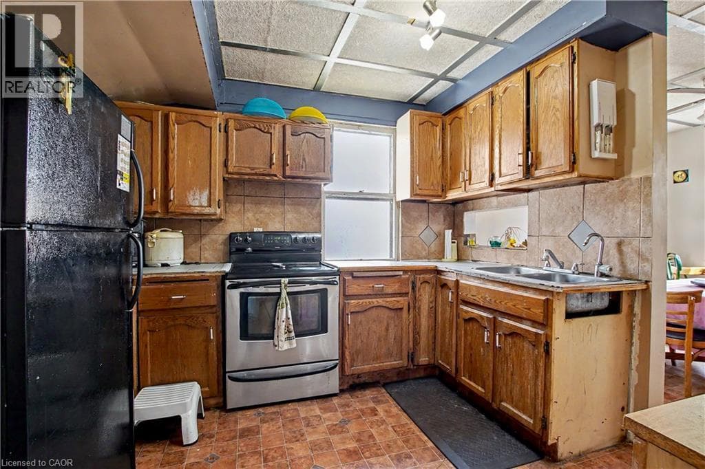 Detached for sale at 30 HOHNER Avenue, Central Frederick, Kitchener, Ontario, photo 31