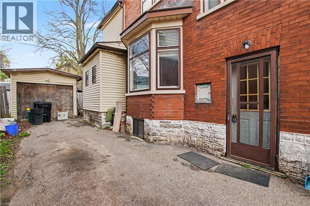 Detached for sale at 30 HOHNER Avenue, Central Frederick, Kitchener, Ontario, photo 47