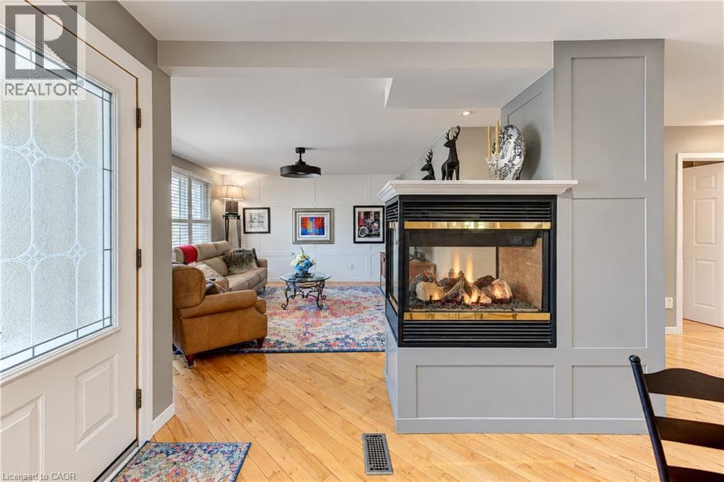 Detached for sale at 218 FORESTWOOD Drive, Forest Heights, Kitchener, Ontario, photo 5