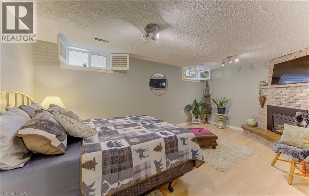 Detached for sale at 218 FORESTWOOD Drive, Forest Heights, Kitchener, Ontario, photo 36