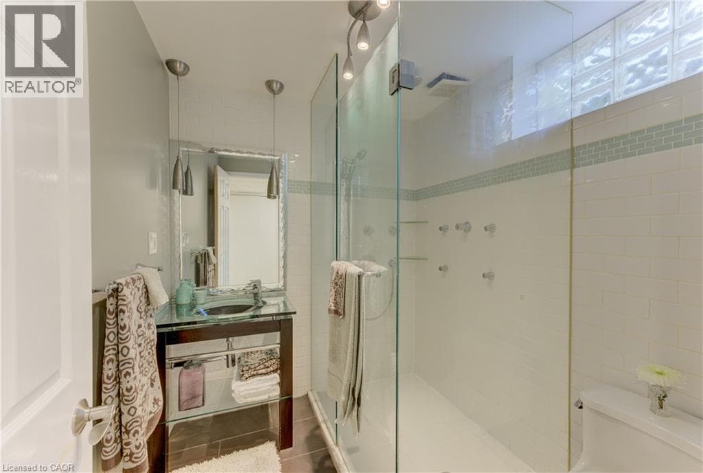 Detached for sale at 218 FORESTWOOD Drive, Forest Heights, Kitchener, Ontario, photo 34