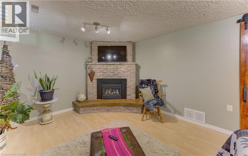 Detached for sale at 218 FORESTWOOD Drive, Forest Heights, Kitchener, Ontario, photo 38