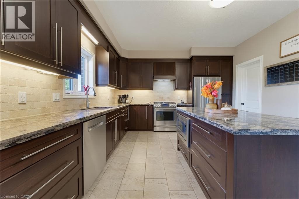 Detached for sale at 51 NETHERWOOD Road, Doon South, Kitchener, Ontario, photo 13