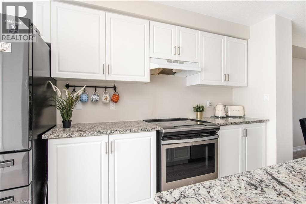 Townhouse for sale at 120 MONARCH WOODS Drive, Doon South, Kitchener, Ontario, photo 17