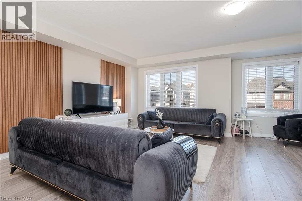 Townhouse for sale at 120 MONARCH WOODS Drive, Doon South, Kitchener, Ontario, photo 5