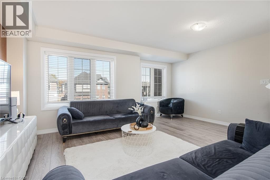 Townhouse for sale at 120 MONARCH WOODS Drive, Doon South, Kitchener, Ontario, photo 6