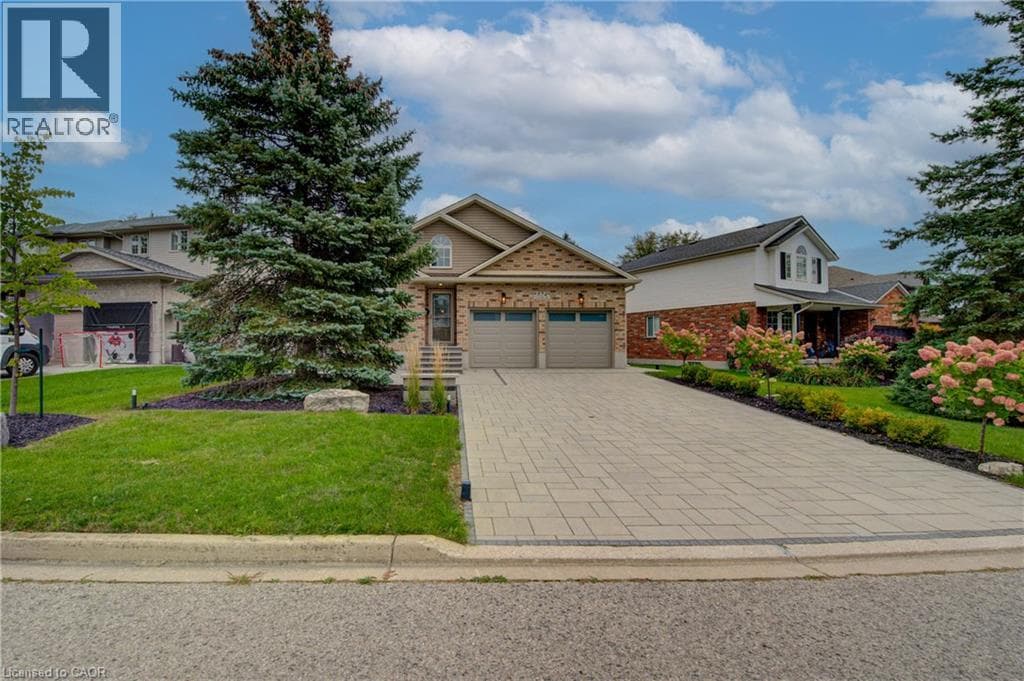 Detached for sale at 574 CLIPPER Drive, Eastbridge, Waterloo, Ontario, photo 3