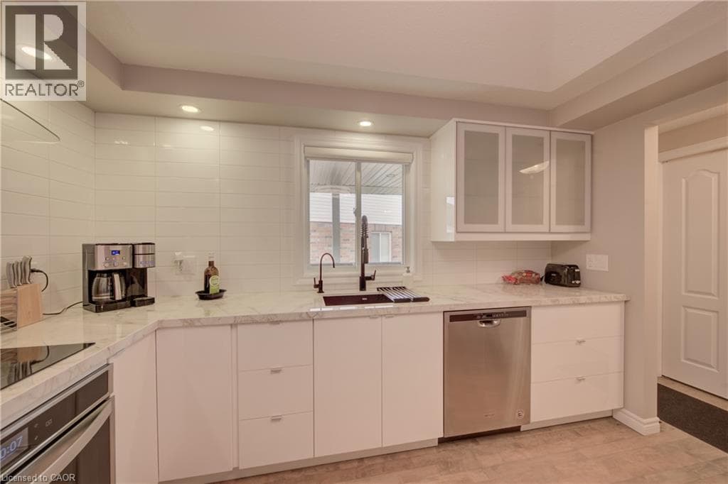Detached for sale at 574 CLIPPER Drive, Eastbridge, Waterloo, Ontario, photo 16