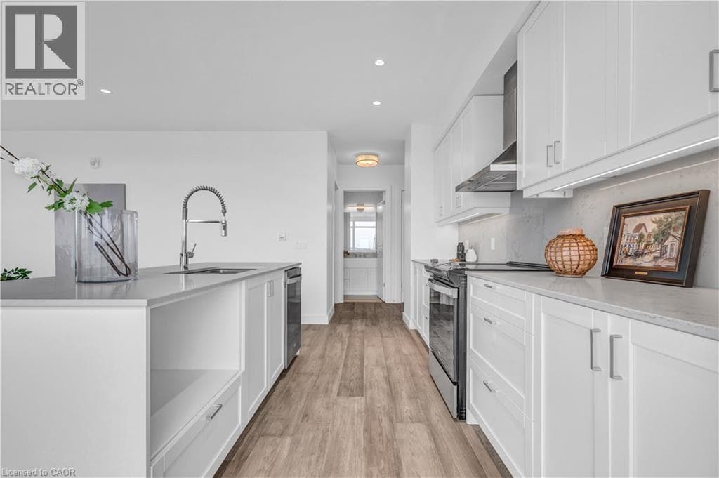 Apartment for sale at 15 GLEBE Street Unit# 1414, Downtown Galt, Cambridge, Ontario, photo 3