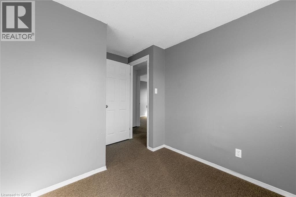 Semi-detached for sale at 16 CRYSTAL Court, Northview, Cambridge, Ontario, photo 13