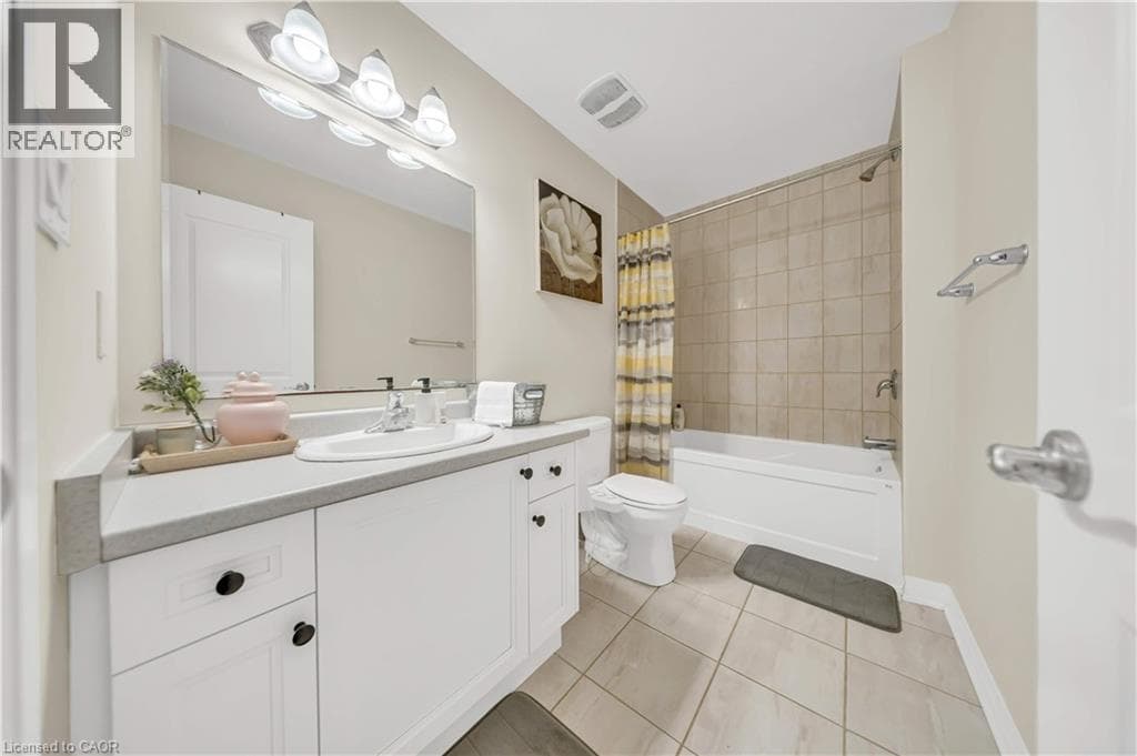 Townhouse for sale at 23 VALENCIA Avenue, Huron Park, Kitchener, Ontario, photo 26