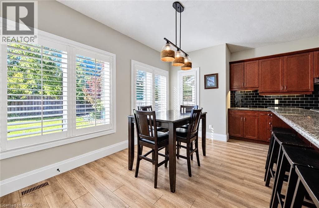 Detached for sale at 102 SCHWEITZER Crescent, Wellesley, Wellesley, Ontario, photo 16