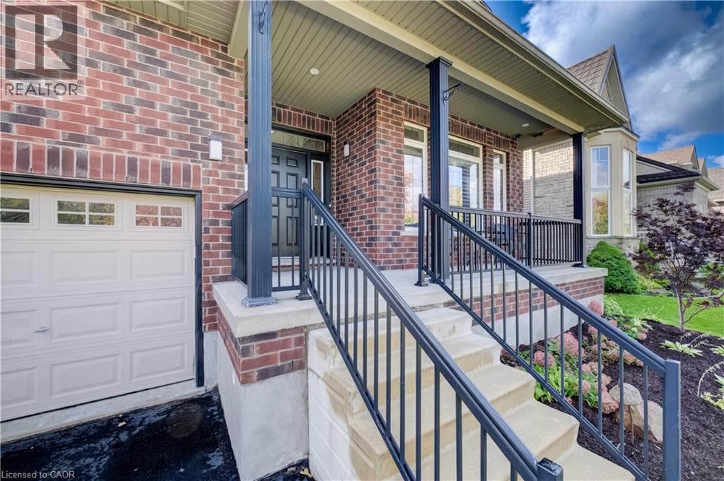 Detached for sale at 102 SCHWEITZER Crescent, Wellesley, Wellesley, Ontario, photo 3