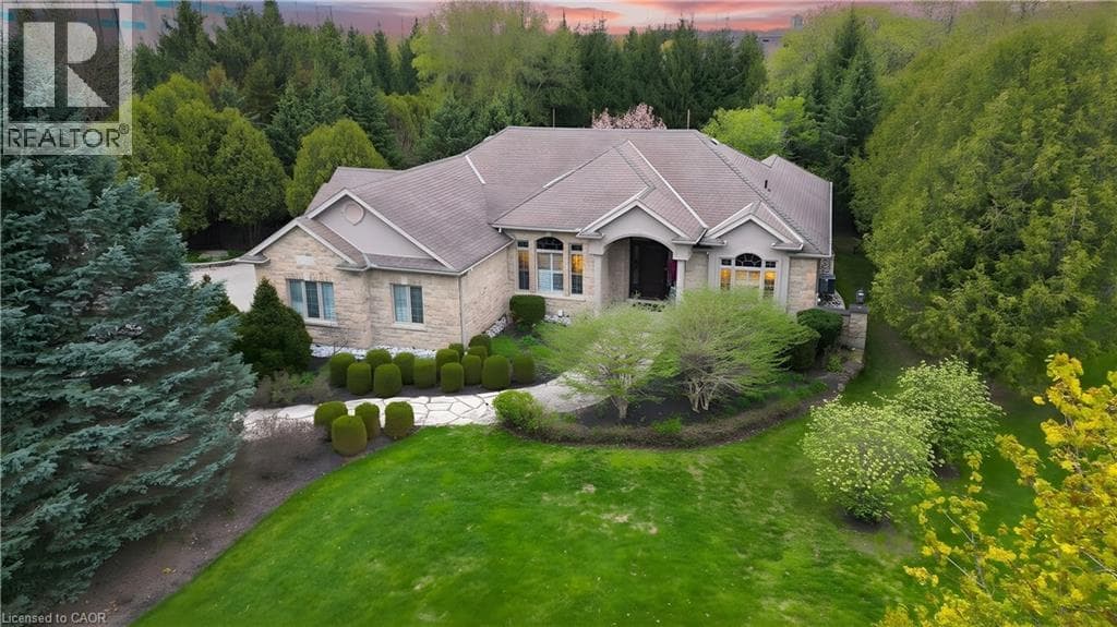 Detached for sale at 118 OLD MILL Road, Blair, Cambridge, Ontario, photo 2