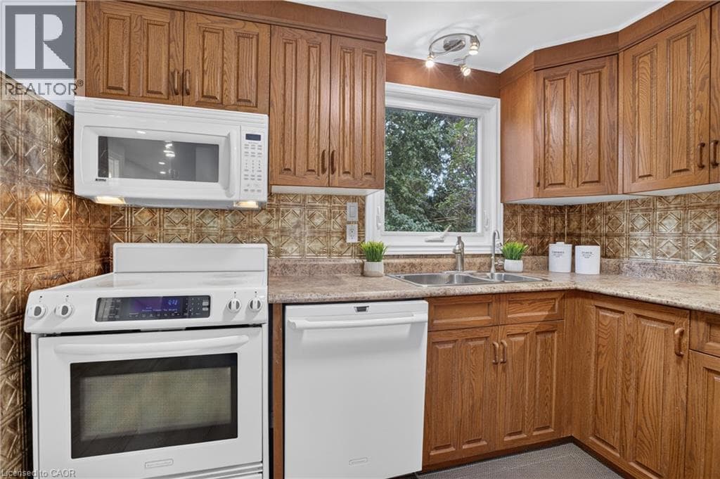Detached for sale at 344 DRIFTWOOD Drive, Forest Heights, Kitchener, Ontario, photo 20