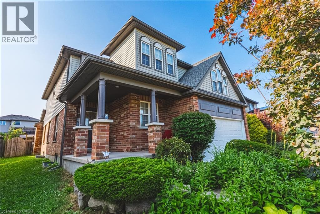 Detached for sale at 140 COUNTRY CLUB Drive, Shades Mills, Cambridge, Ontario, photo 2