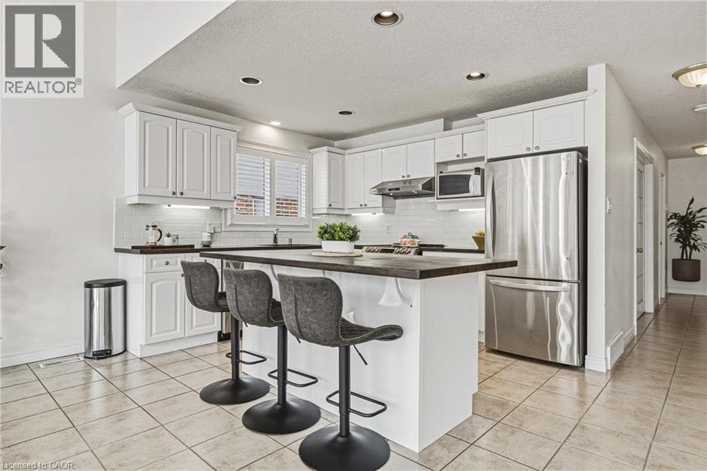 Detached for sale at 140 COUNTRY CLUB Drive, Shades Mills, Cambridge, Ontario, photo 9