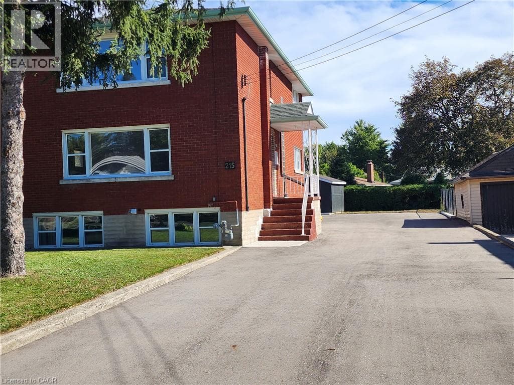 Multi-family for sale at 215 BELLEVIEW Avenue, Rosemount, Kitchener, Ontario, photo 2