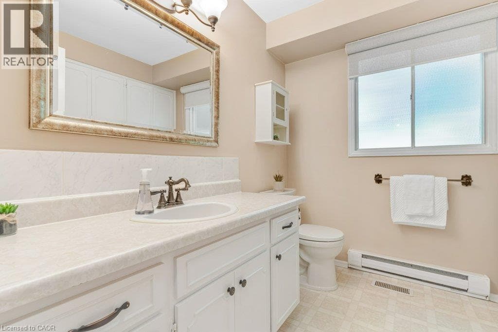 Detached for sale at 11 GREY OWL Drive, Elmira, Woolwich, Ontario, photo 9