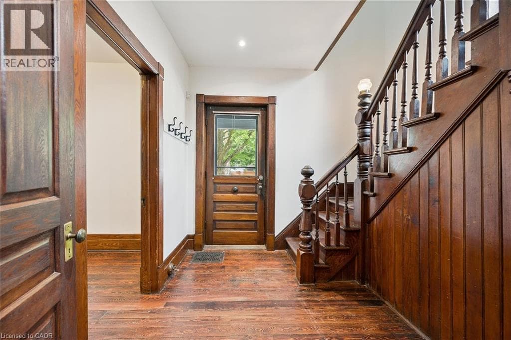 Detached for sale at 245 LOWTHER Street S, Central Park, Cambridge, Ontario, photo 4