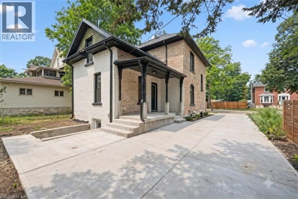 Detached for sale at 245 LOWTHER Street S, Central Park, Cambridge, Ontario, photo 3