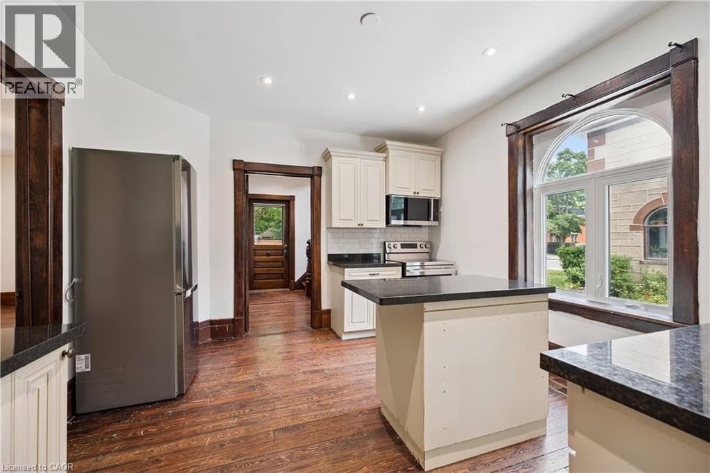 Detached for sale at 245 LOWTHER Street S, Central Park, Cambridge, Ontario, photo 8