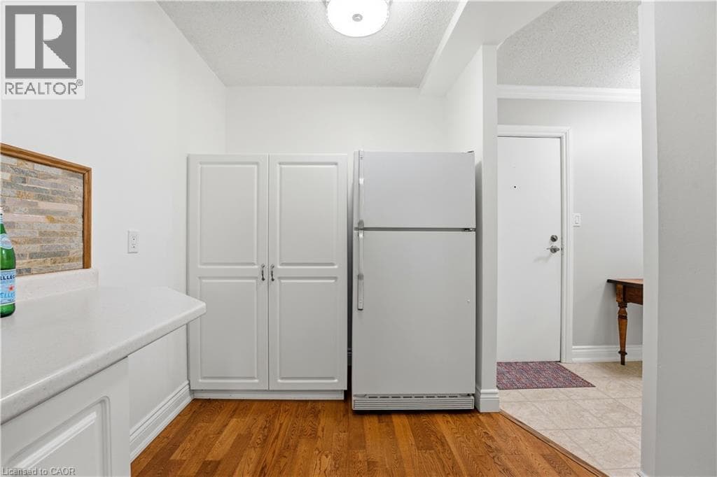 Apartment for sale at 944 CALEDONIAN View Unit# 206, Riverside, Cambridge, Ontario, photo 8