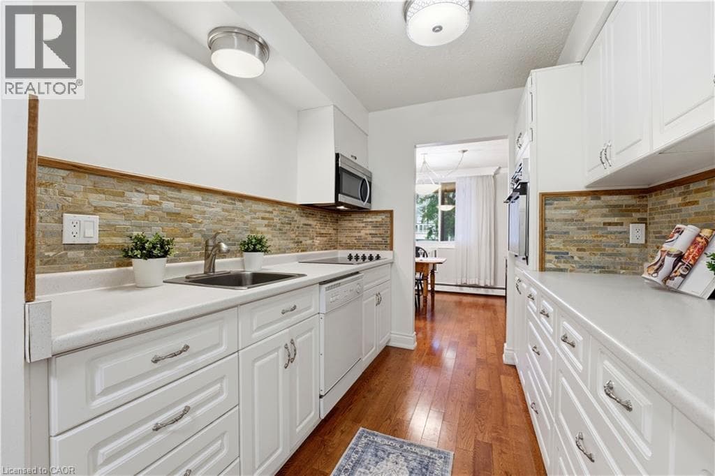 Apartment for sale at 944 CALEDONIAN View Unit# 206, Riverside, Cambridge, Ontario, photo 6