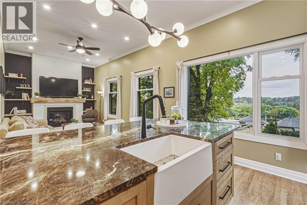 Detached for sale at 103 COURTNEY Street, Downtown Hespeler, Cambridge, Ontario, photo 13