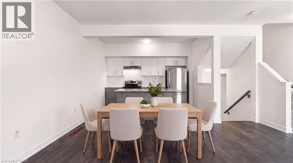 Townhouse for sale at 10 BIRMINGHAM Drive Unit# 129, Industrial Park, Cambridge, Ontario, photo 9