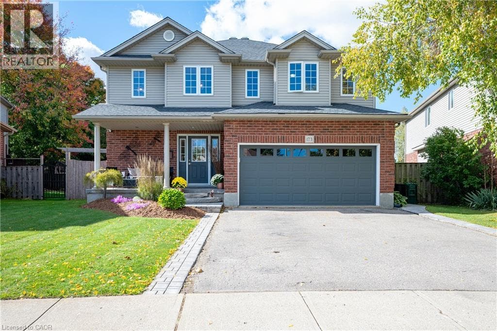 173 STIEFELMEYER Crescent