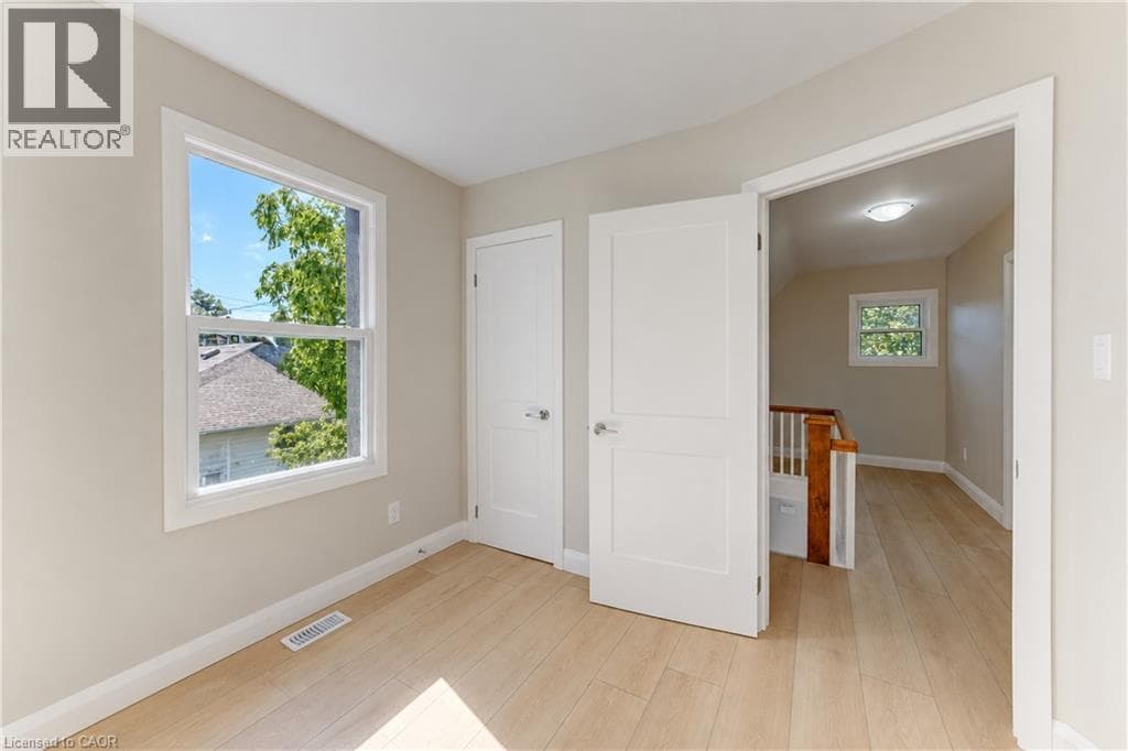 Semi-detached for sale at 18 MIEHM Place, Civic Centre, Kitchener, Ontario, photo 29