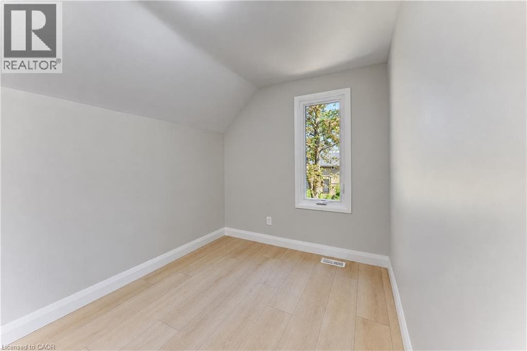 Semi-detached for sale at 18 MIEHM Place, Civic Centre, Kitchener, Ontario, photo 25