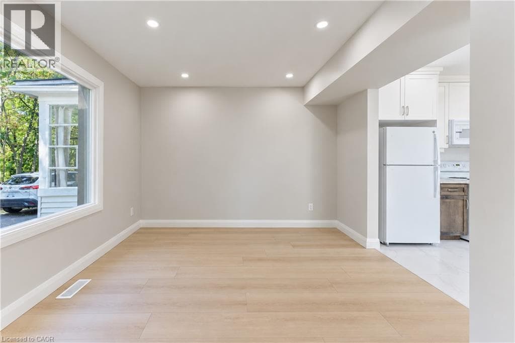 Semi-detached for sale at 18 MIEHM Place, Civic Centre, Kitchener, Ontario, photo 18