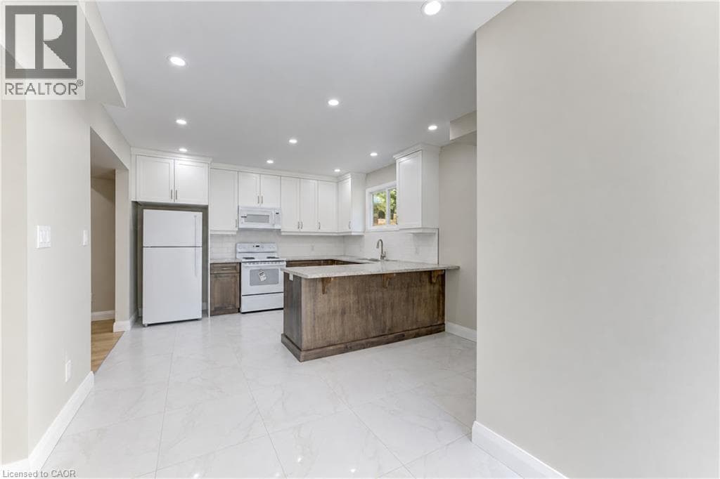 Semi-detached for sale at 18 MIEHM Place, Civic Centre, Kitchener, Ontario, photo 21