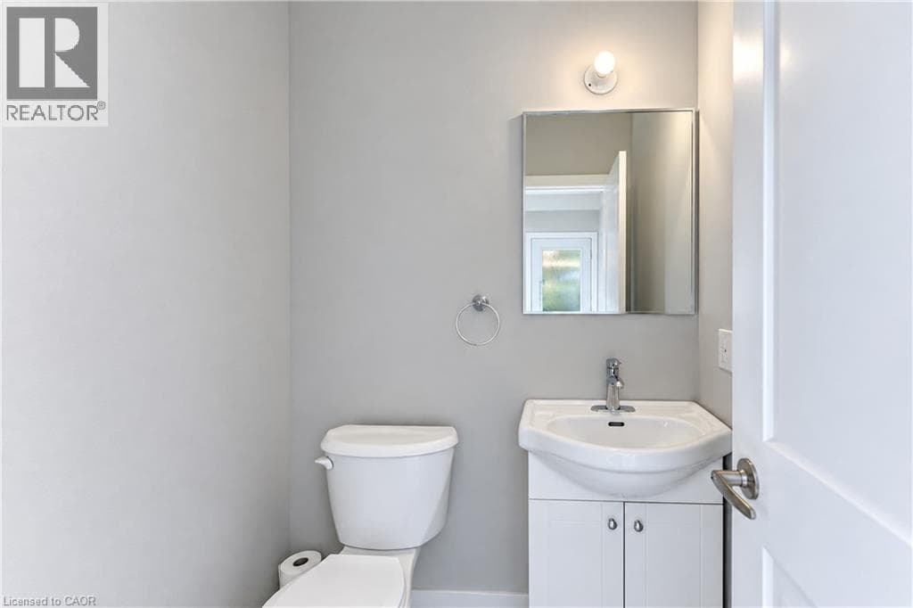 Semi-detached for sale at 18 MIEHM Place, Civic Centre, Kitchener, Ontario, photo 22