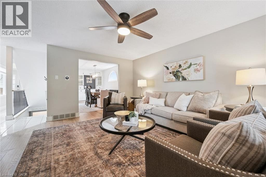 Detached for sale at 45 QUINTE Crescent, Chicopee, Kitchener, Ontario, photo 9