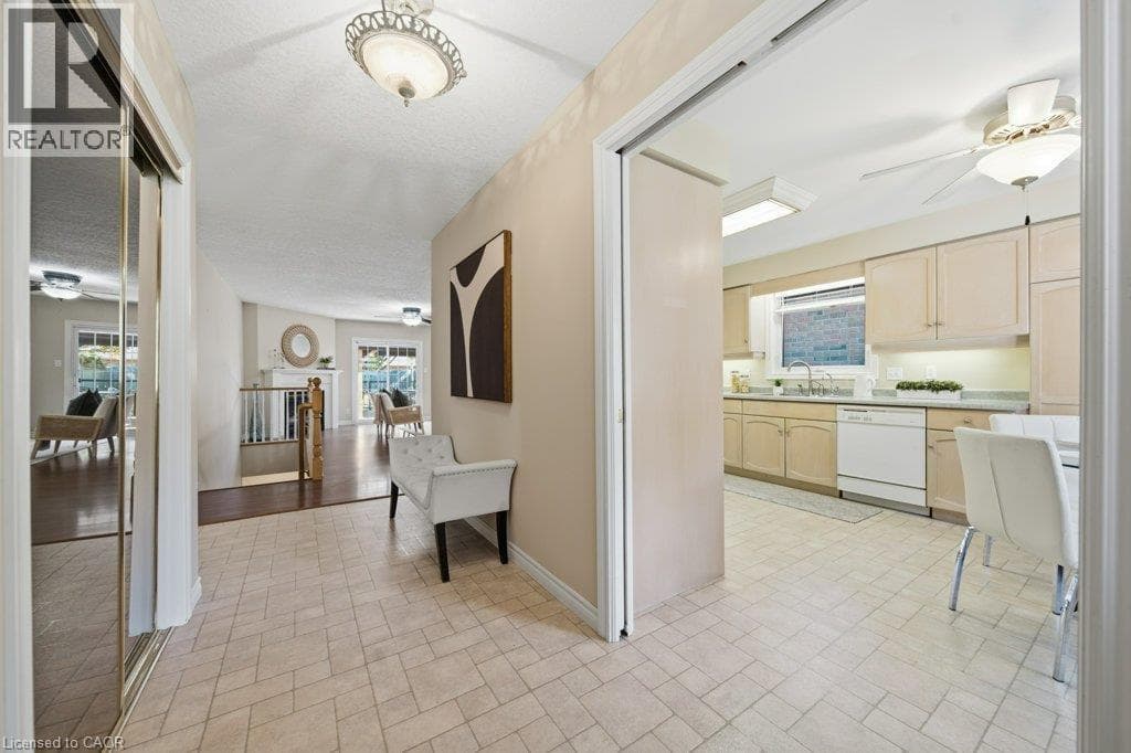 Detached for sale at 587 SANDBANKS Crescent, Conservation Meadows, Waterloo, Ontario, photo 9