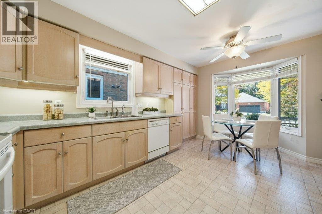 Detached for sale at 587 SANDBANKS Crescent, Conservation Meadows, Waterloo, Ontario, photo 15