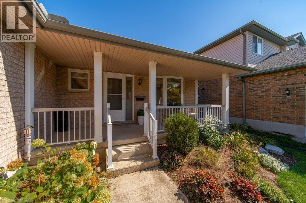 Detached for sale at 587 SANDBANKS Crescent, Conservation Meadows, Waterloo, Ontario, photo 3
