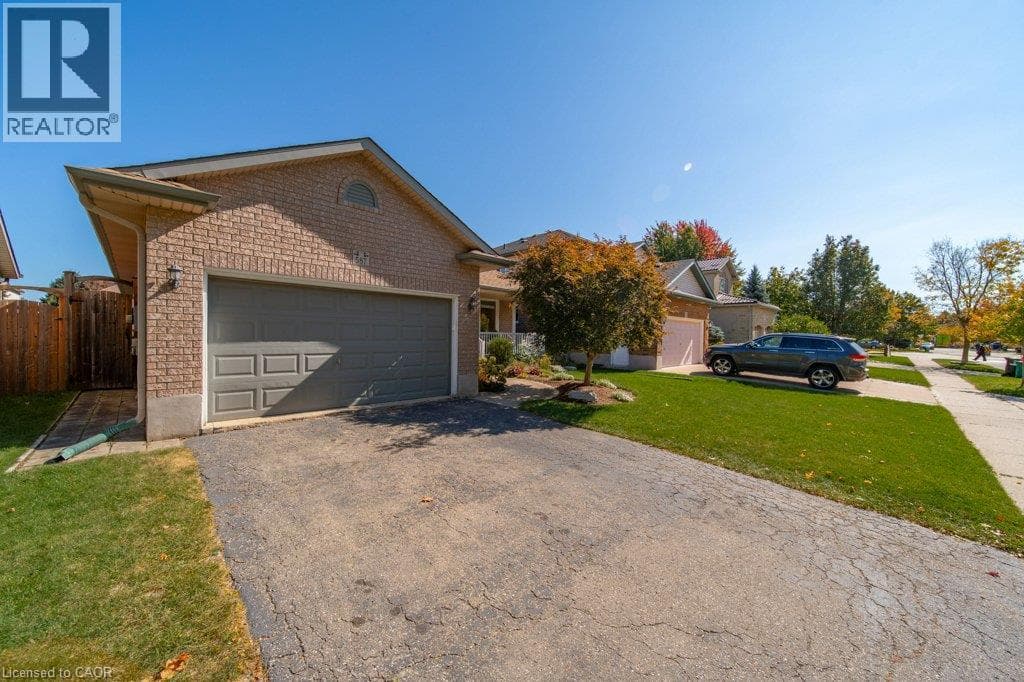 Detached for sale at 587 SANDBANKS Crescent, Conservation Meadows, Waterloo, Ontario, photo 4