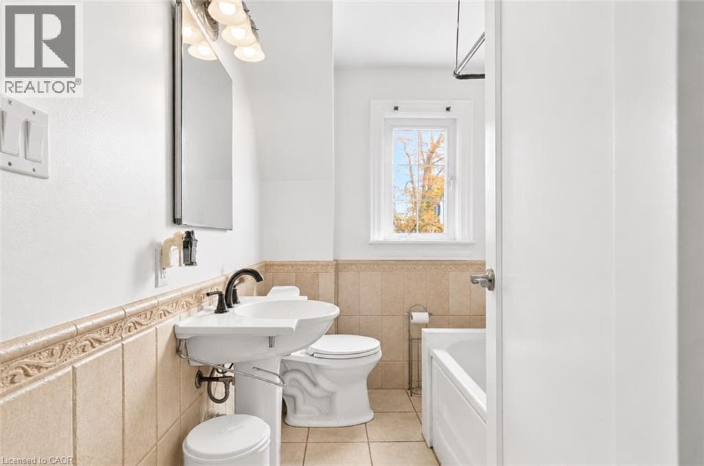 Detached for sale at 70 JACKSON Avenue, Eastwood, Kitchener, Ontario, photo 13